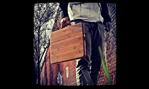 Silva-ltd-custom-bamboo-macbook-pro-case