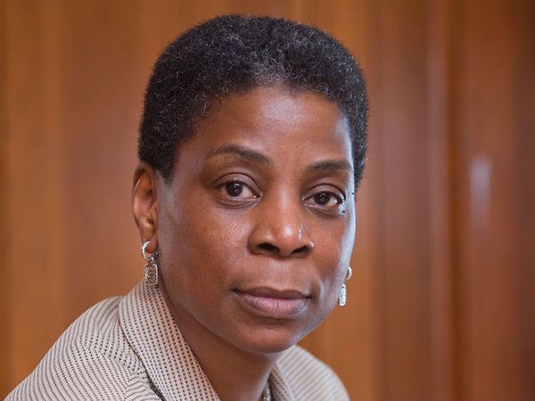 उरसुला बर्न (Ursula Burns)
