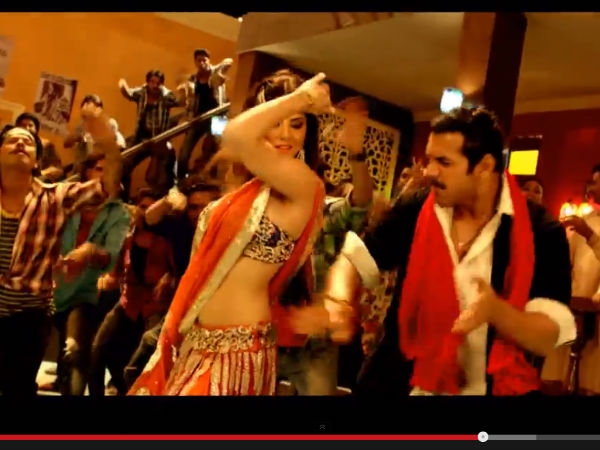 Sunny Leone's item song 'Laila'