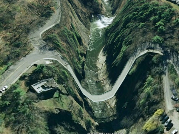 Google Earth satellite pictures
