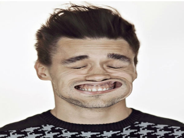 Face blast