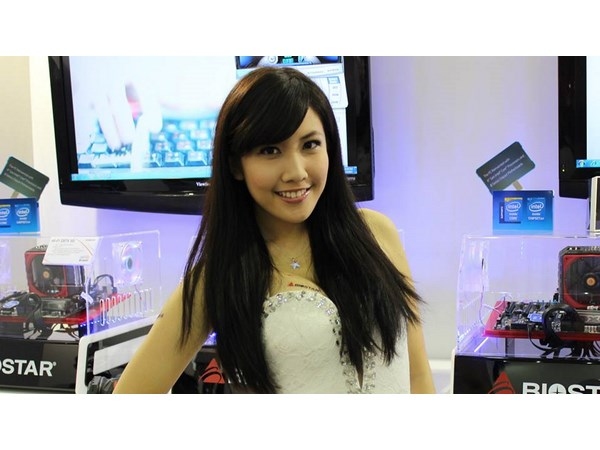 Computex 2013 Bhooth Babes