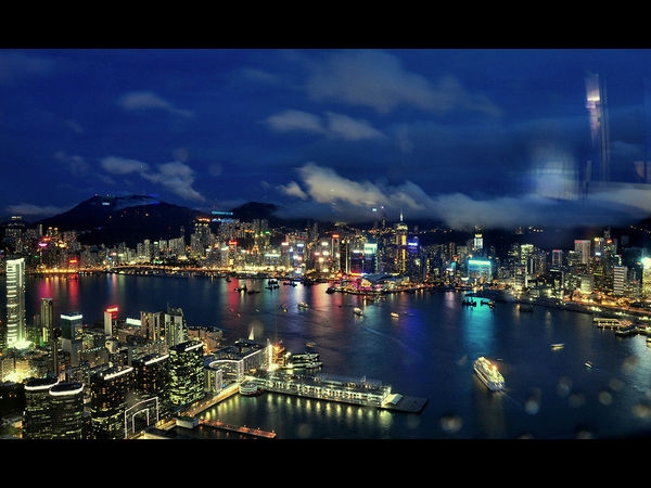 International Commerce Centre. Hong Kong, China. 484 m.