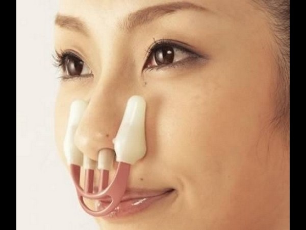 Nose Straightener