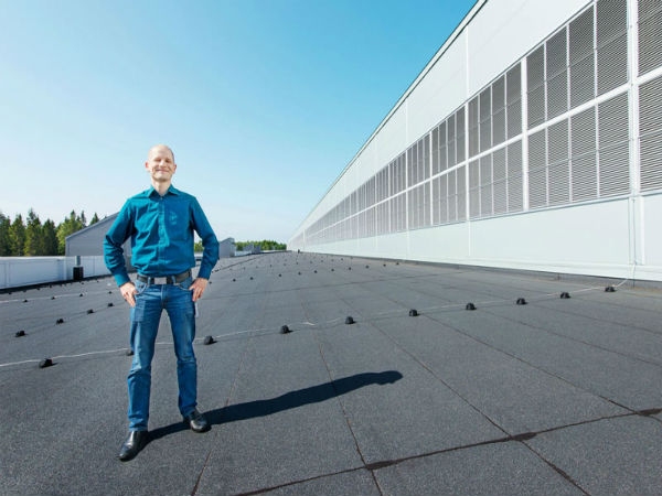 Inside Facebook’s Data Center