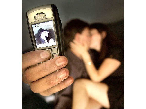 SEXTING