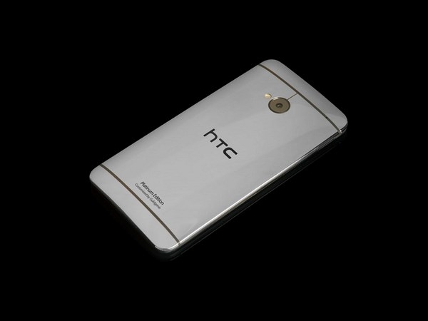 HTC One gold-plated edition