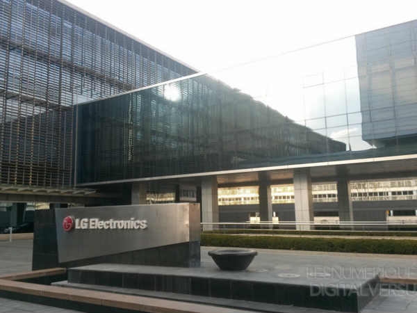 LG Smartphone Factory