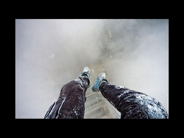 Heart stopping Photos of Russian Daredevils