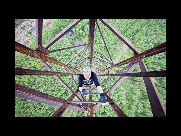 Heart stopping Photos of Russian Daredevils