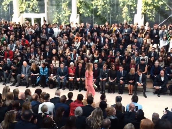 Burberry fashion show shot entirely with iPhone 5s