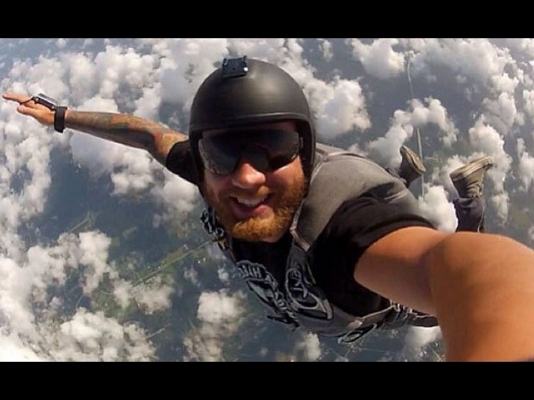 Skydiver selfie