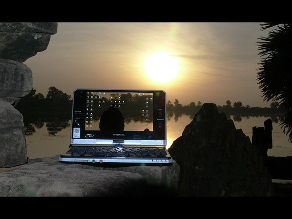Transparent Screen photo