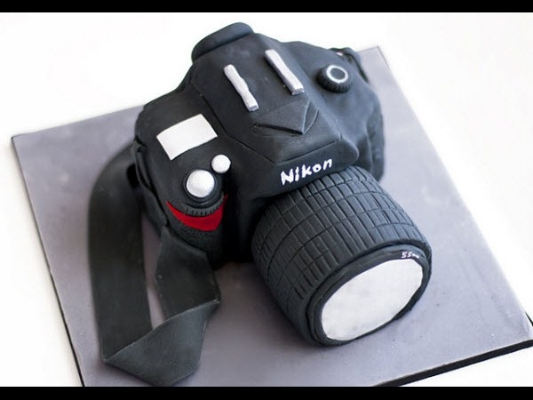 Nikon cake