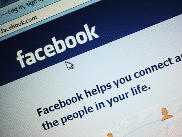 10,000 people will come to your party if you publish it publicly