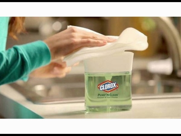 touch dispenser