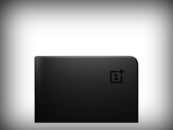 3. OnePlus Power Bank (10000 mAh)
