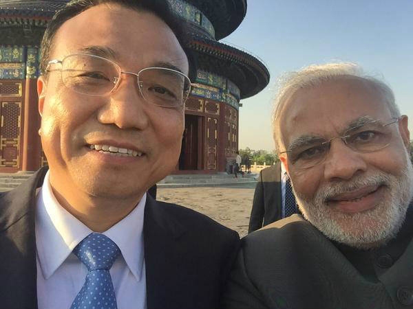 पीएम मोदी और उनकी फेमस सेल्फीज..!