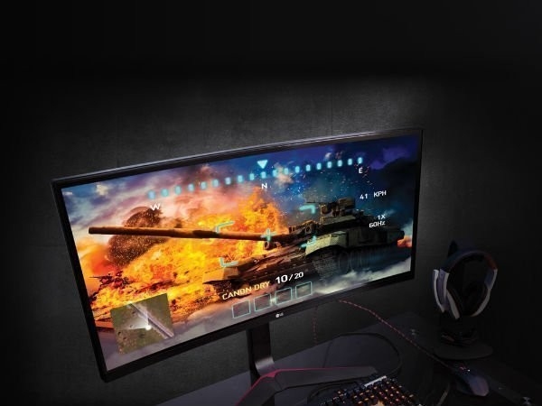 50Hz से लेकर 144Hz का रिफ्रेशन रेट