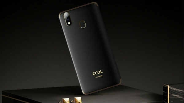 4GB रैम व 13MP कैमरे वाला Coolpad Cool-2 स्मार्टफोन लॉन्च 4GB रैम व 13MP कैमरे वाला Coolpad Cool-2 स्मार्टफोन लॉन्च