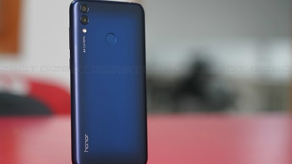 Honor 8C और Honor Band 4 हुआ लॉन्च, जानिए इनकी कीमत और खास फीचर्स Honor 8C और Honor Band 4 हुआ लॉन्च, जानिए इनकी कीमत और खास फीचर्स