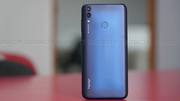 Honor 8C: बजट फ्रेंडली स्मार्टफोन की जानें खासियत Honor 8C: बजट फ्रेंडली स्मार्टफोन की जानें खासियत