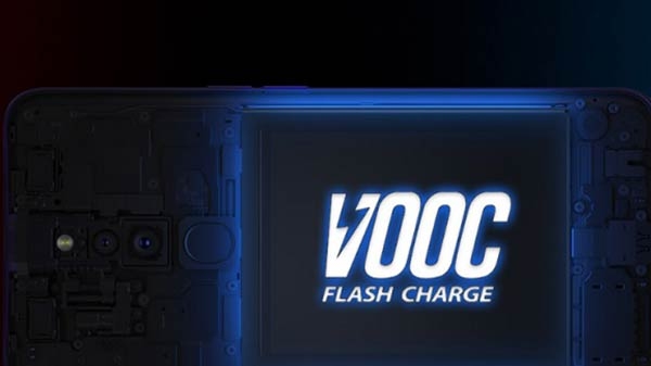 VOOC 3.0 टेक्नोलॉजी के साथ दमदार बैटरी