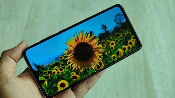 स्पेसिफिकेशन्स