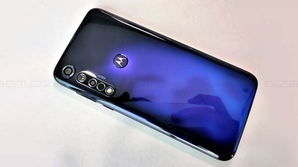 Moto G8 Plus