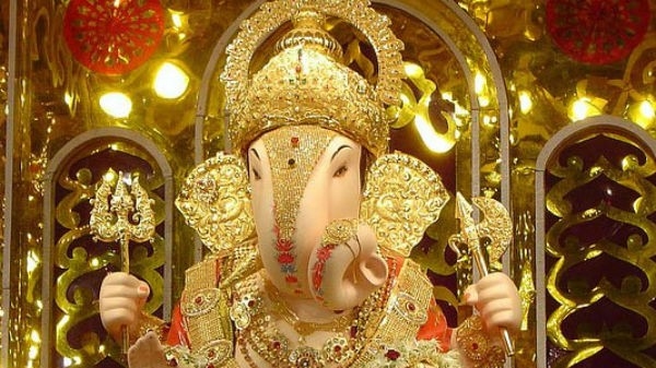 व्हाट्सऐप के जरिए गणेश चतुर्थी का स्टिकर भेजें