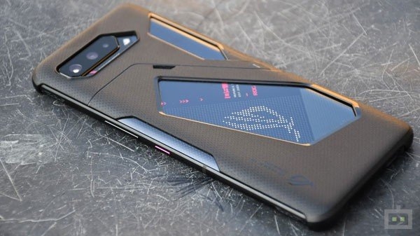 Asus ROG 5 Phone के तीन वेरिएंट हुए लॉन्च, जानिए कीमत और गेमिंग के खास फीचर्स Asus ROG 5 Phone के तीन वेरिएंट हुए लॉन्च, जानिए कीमत और गेमिंग के खास फीचर्स