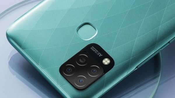 धांसु फीचर्स के साथ भारत में लॉन्च हुआ Infinix Hot 10S, मिलेगी 6,000mAh की बैटरी धांसु फीचर्स के साथ भारत में लॉन्च हुआ Infinix Hot 10S, मिलेगी 6,000mAh की बैटरी