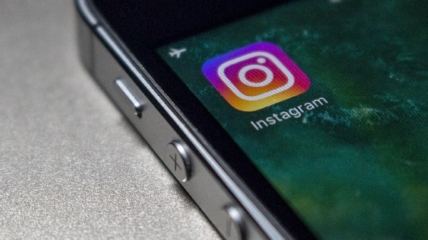 Instagram पर Explore Page रीसेट या चेंज कैसे करें? Instagram पर Explore Page रीसेट या चेंज कैसे करें?