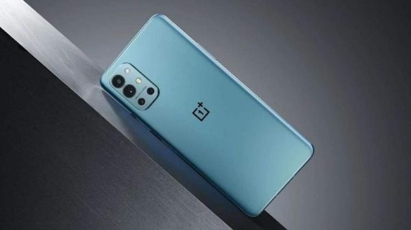लॉन्च से पहले OnePlus Nord 2 के डिज़ाइन की जानकारी हुई लीक, मिलेंगे ये फीचर्स लॉन्च से पहले OnePlus Nord 2 के डिज़ाइन की जानकारी हुई लीक, मिलेंगे ये फीचर्स