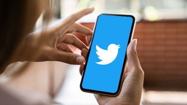 Twitter पर अब बिना अनुमति के व्यक्तिगत फोटो और वीडियो को नहीं कर सकेंगे शेयर Twitter पर अब बिना अनुमति के व्यक्तिगत फोटो और वीडियो को नहीं कर सकेंगे शेयर