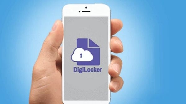 DigiLocker Tips: जानें कैसे करें डिजिलॉकर को सेटअप और कैसे करें अपने डॉक्युमेंट्स को अपलोड DigiLocker Tips: जानें कैसे करें डिजिलॉकर को सेटअप और कैसे करें अपने डॉक्युमेंट्स को अपलोड