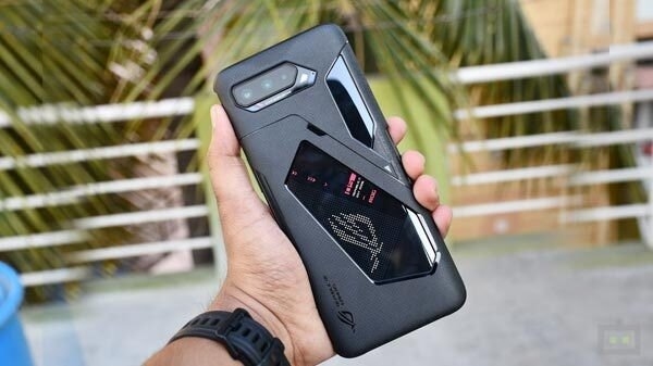Asus ROG Phone 6 के स्पेक्स हुए लीक, Snapdragon 8+ Gen 1 के साथ होगा लॉन्च Asus ROG Phone 6 के स्पेक्स हुए लीक, Snapdragon 8+ Gen 1 के साथ होगा लॉन्च