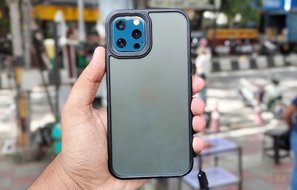 Poco F4 5G Review : डिज़ाइन
