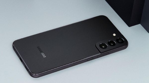 Samsung का यह धांसू स्मार्टफोन अब नहीं होगा लॉन्च Samsung का यह धांसू स्मार्टफोन अब नहीं होगा लॉन्च