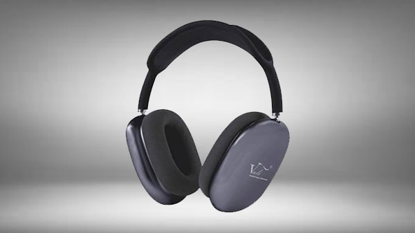 Listen Music With Best Wireless Headphones Sound Quality